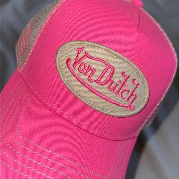 VON DUTCH VIBRANT PINK CLASSIC TRUCKER HAT - BRAND NEW & UNWORN 🩷 - Picture 10 of 10